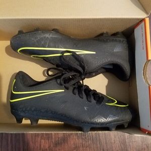 NIKE Kids Soccer Baseball Kleets 3 Y